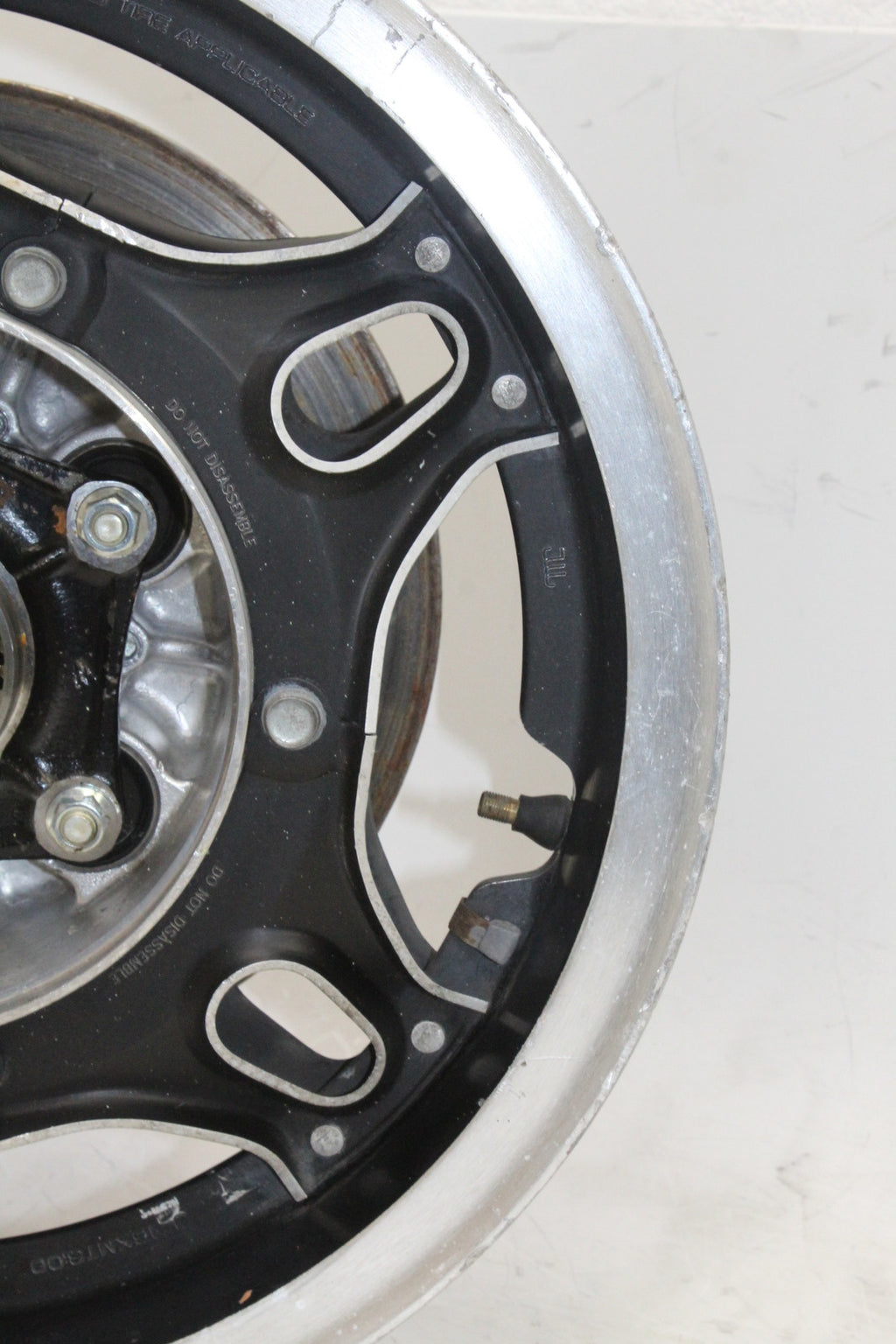 1982 Honda Goldwing 1100 Gl1100 Rear Back Wheel Rim Oem