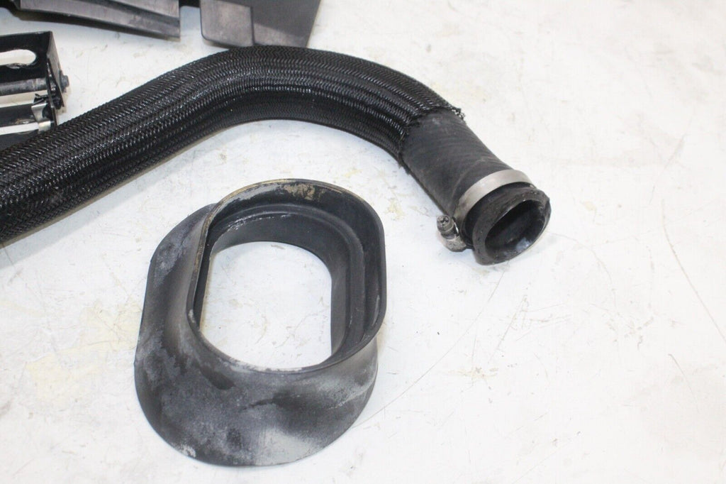 2004 Suzuki Gsxr600 Oem Hose W Misc Bracket Cowl Guard