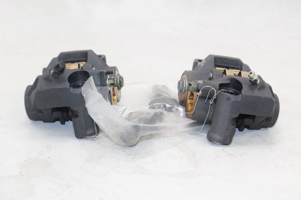 2006-07 Yamaha Yzf R6 Right Left Front Brake Caliper Set Pair Calipers Oem