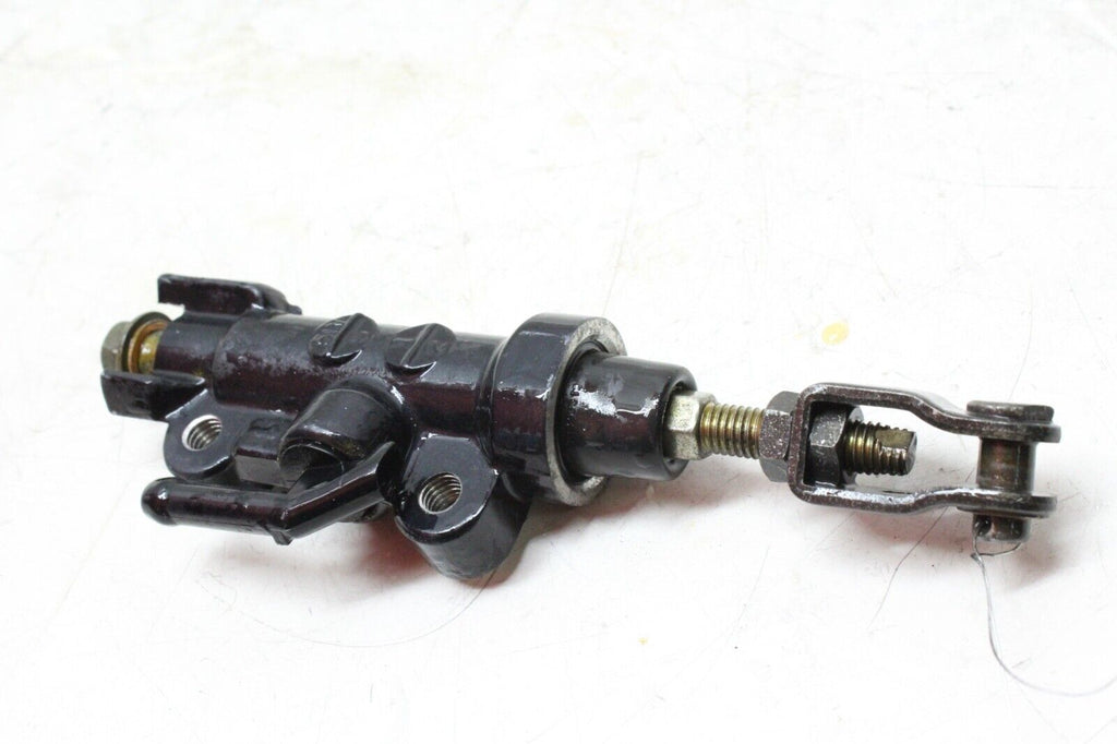 04-06 Yamaha Fz6 Oem Rear Back Brake Master Cylinder