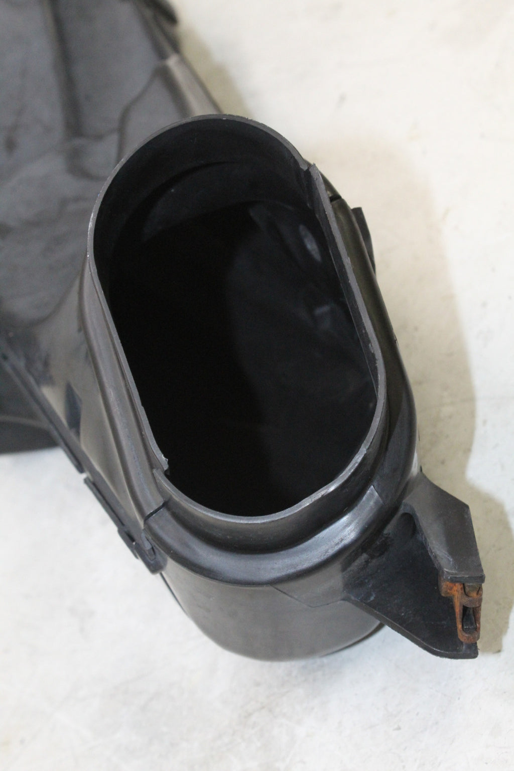 2006-07 Suzuki Gsxr600 750 Right Ram Air Intake Duct Tube Oem