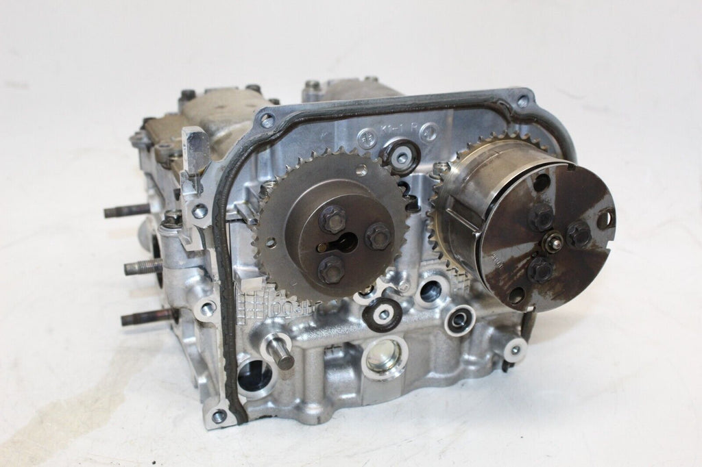 2011 Subaru Forester  2.5 W/O Turbo Right Cylinder Head