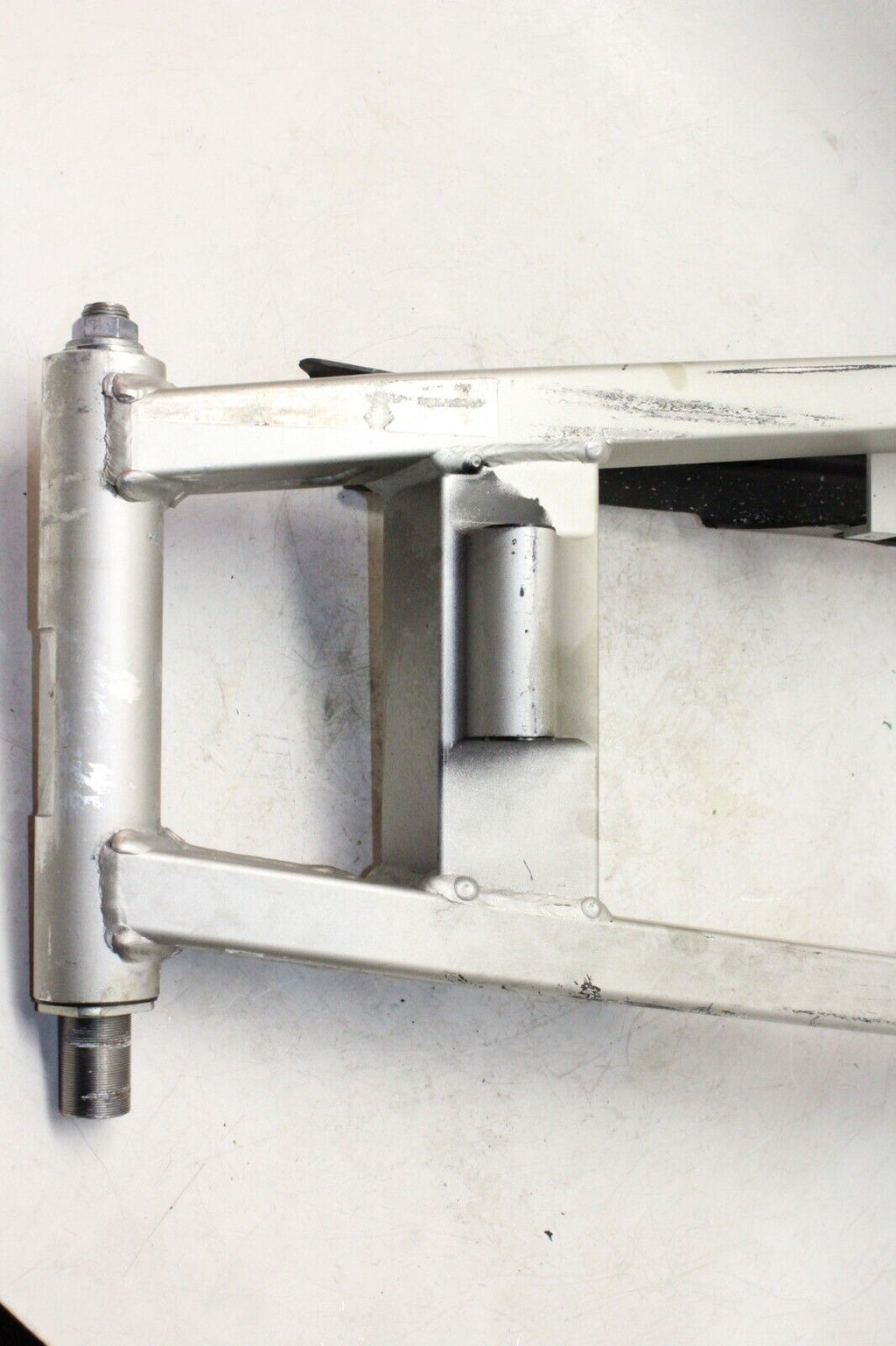 98-99 Kawasaki Ninja Zx9R Zx900C Oem Rear Swingarm Back Suspension Swing Arm