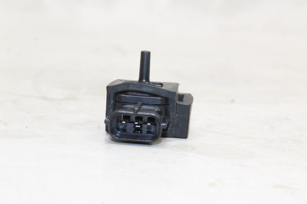 2006-07 Suzuki Gsxr600 R750 Map Mass Air Flow Pressure Sensor 15630-29G10 Oem