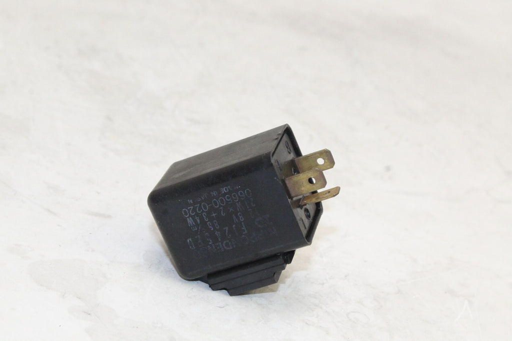 1986-06 Kawasaki Concours Zg1000A Turn Signal Blinker Relay Flasher Switch Oem