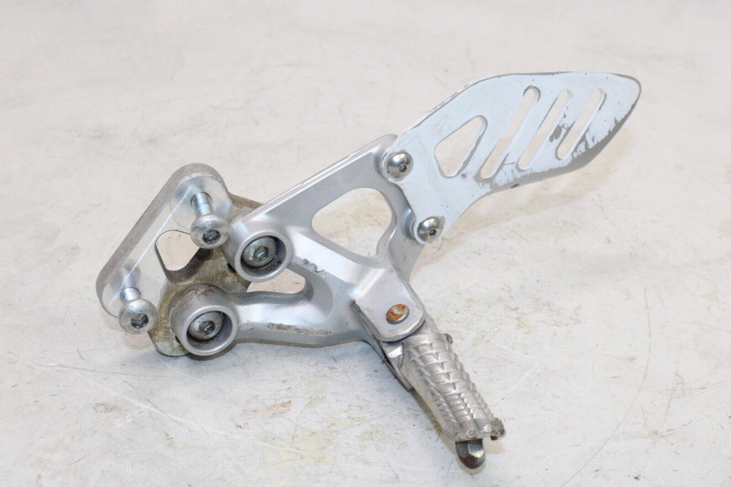 08-09 Suzuki Gsxr750 Oem Left Front Foot Rest Peg Step