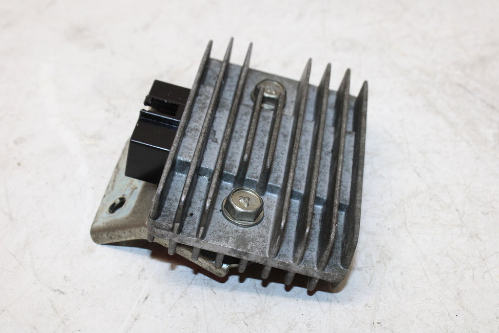 1983 Kawasaki Gpz750 Zx750A Rectifier Voltage Regulator