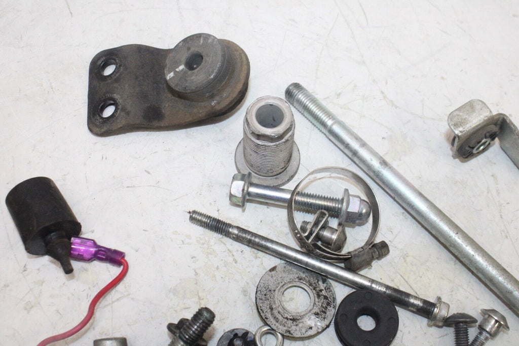 01-09 Suzuki Gsxr750 Oem Engine Mounting Bolts Hardware Motor Screws
