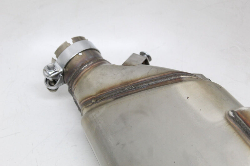 Suzuki Oem Muffler Exhaust Right Slip On 2022 - 2024 Suzuki Hayabusa Gsxr1300R