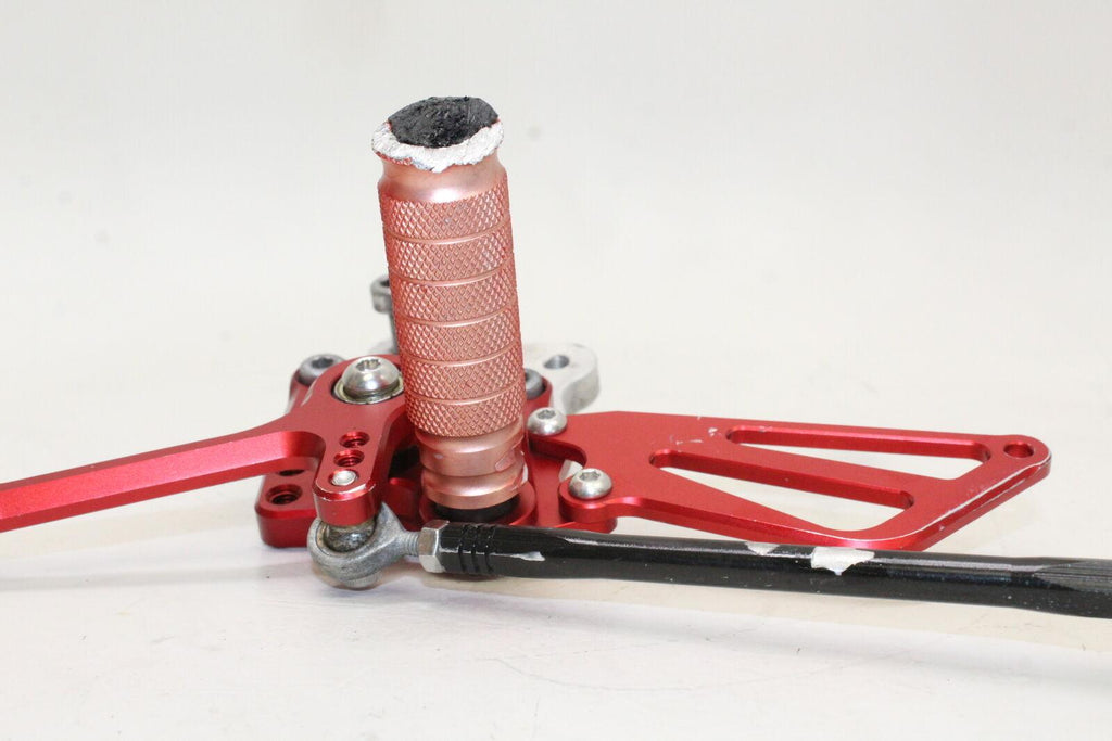 2007-08 Suzuki Gsxr1000 Red Left Rearset Rear Set Foot Peg W Shifter