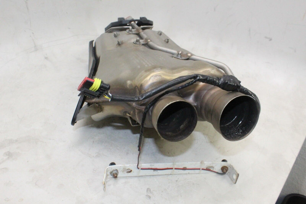 2004 Ducati 749 Oem Exhaust Pipe Muffler Slip On Can Silencer