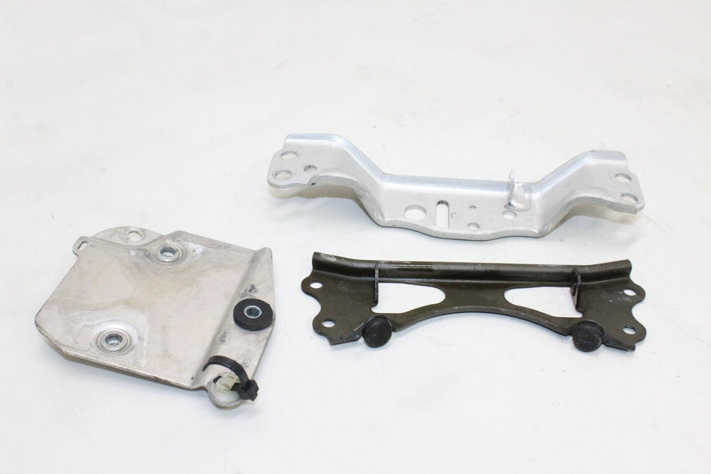 2006-07 Honda Cbr1000Rr Gas Tank Fuel Cell Petrol Reservoir Bracket Mount Oem