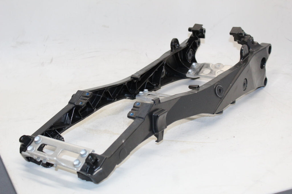 2013 09-16 Suzuki Gsxr1000 Rear Subframe Back Sub Frame