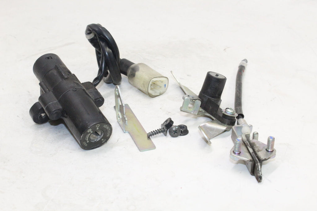 2015-18 Yamaha Yzf R3 Ignition Lock 1Wd-H2501-01-00 *No Key* Oem