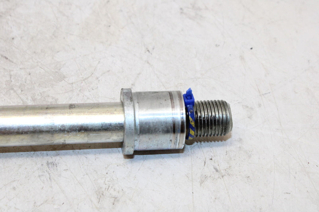 2010 Yamaha Fz6R Front Wheel Rim Axle Pivot Bolt