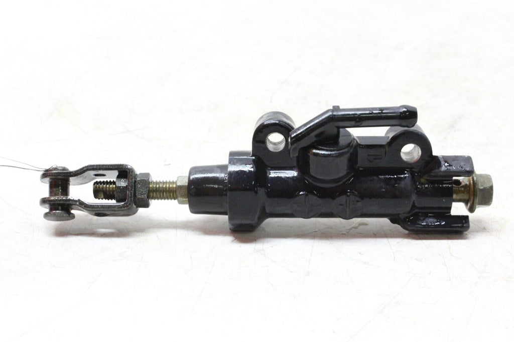 04-06 Yamaha Fz6 Oem Rear Back Brake Master Cylinder