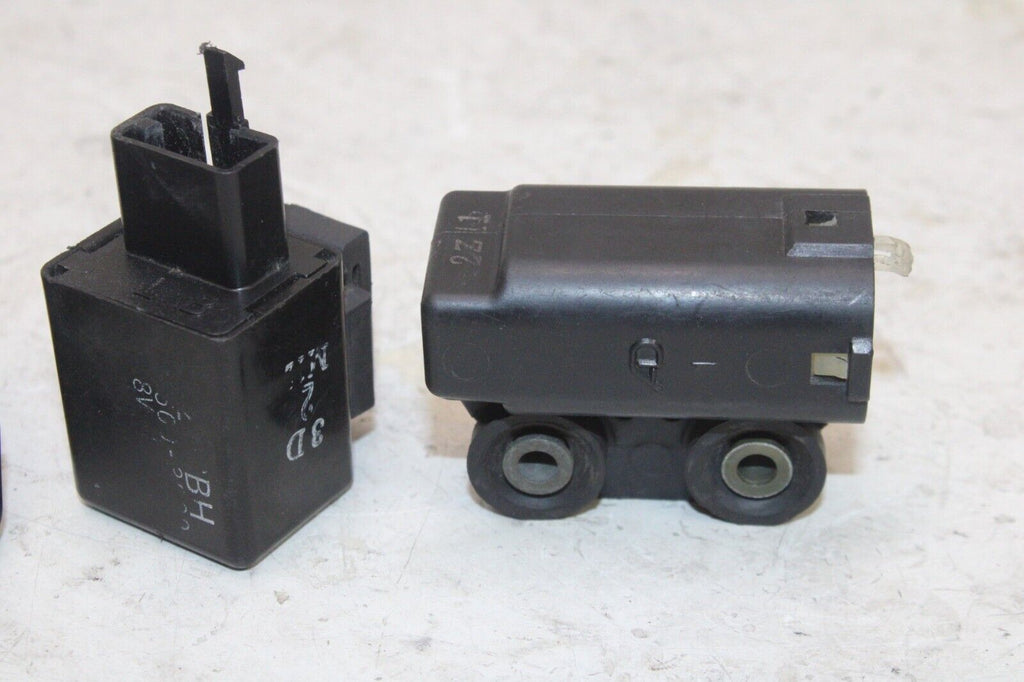 98-06 Yamaha Yzf R1 Oem Turn Signal Blinker Relay Switch W Tip And Map Sensor