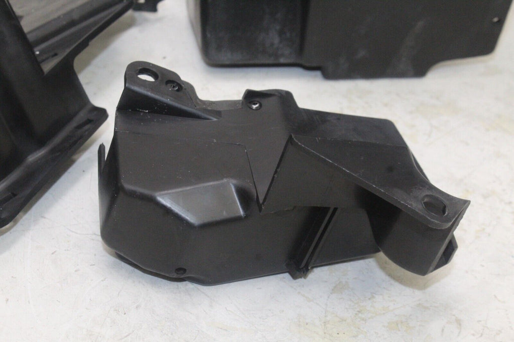 2004 Honda Shadow Vlx Vt600Cd Oem Battery Tray Box Holder