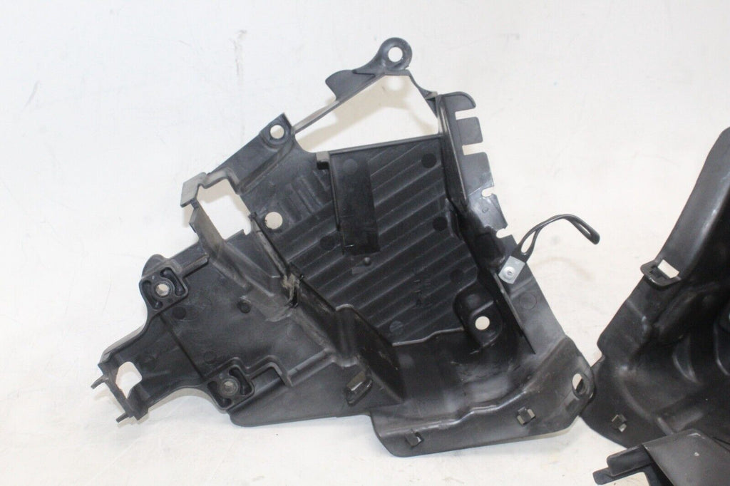 2004 Honda Shadow Vlx Vt600Cd Oem Battery Tray Box Holder