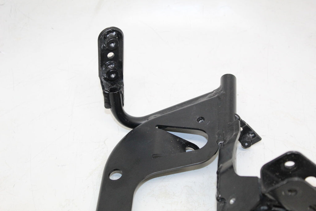 1999 - 2007 99-07 Suzuki Hayabusa Gsx1300R Upper Fairing Mirror Gauges Stay
