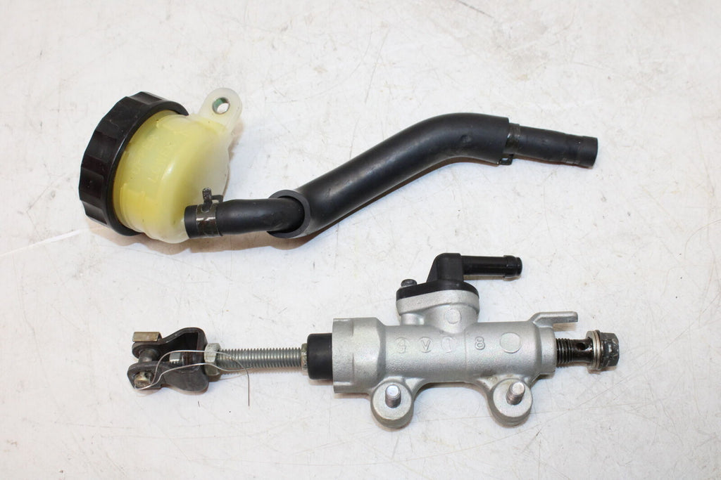 2005 Honda Cbr600F4I Rear Back Brake Master Cylinder W Reservoir