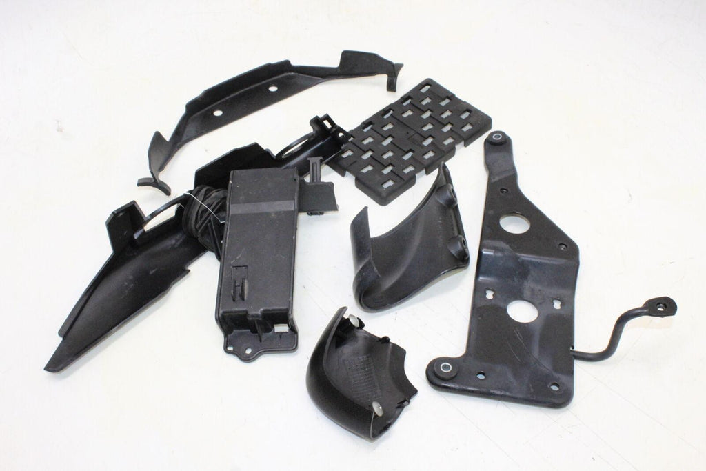 2013 09-15 Suzuki Sfv650 Mount Brackets Misc. Plastic Cowls Fairings Oem