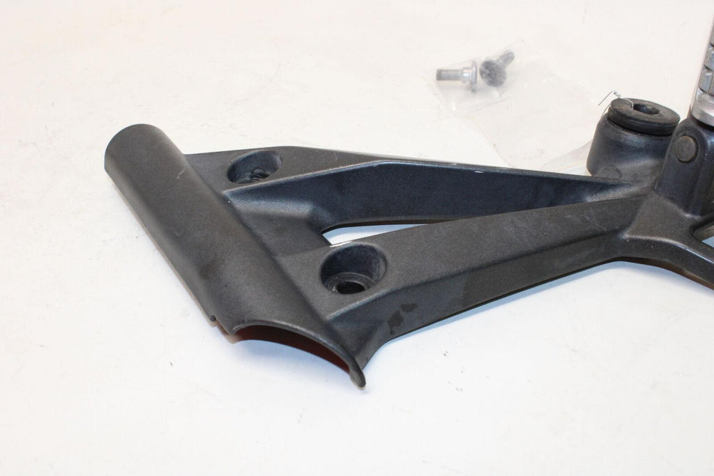 2010 Kawasaki Ninja 250R Ex250J Rear Back Passenger Peg Set Pair