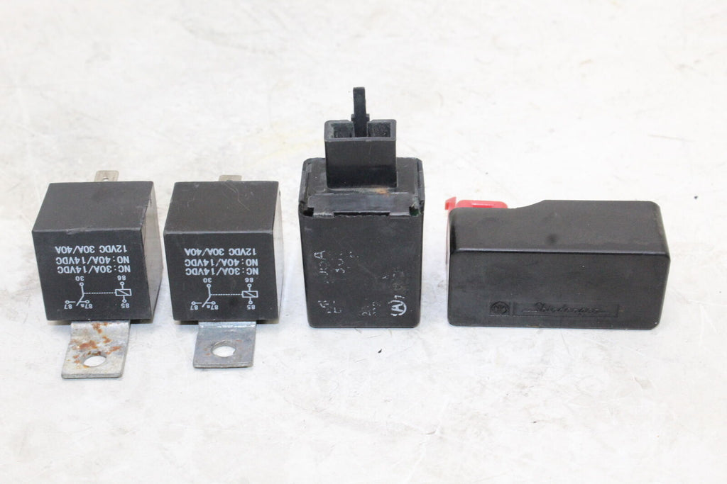 1984 Honda V65 Magna Vf1100C Turn Signal Blinker Relay Switches Pair Set Oem