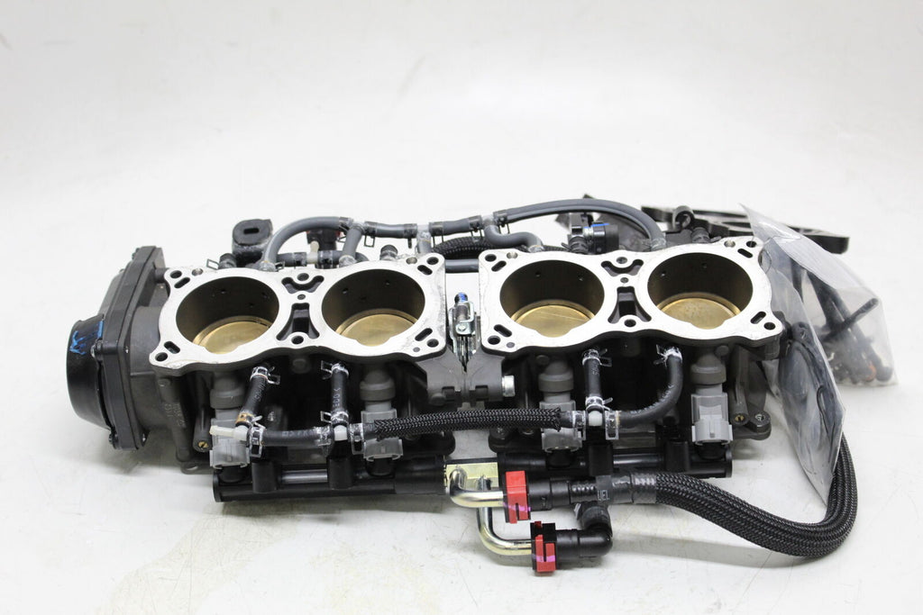2016 Kawasaki Ninja H2 Main Fuel Injectors / Throttle Bodies
