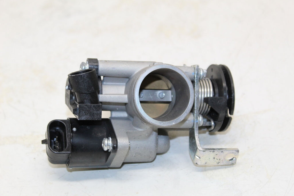 2018 Benelli Tnt 135 Main Fuel Injectors / Throttle Body