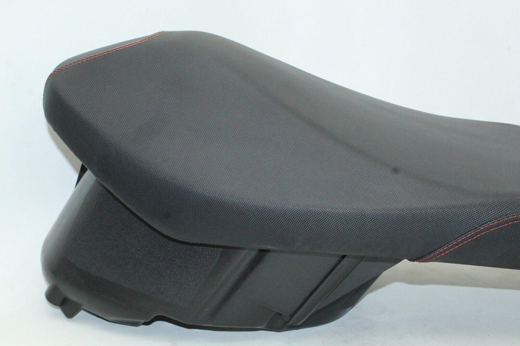 2023 Zinger 200Cc Seat Saddle W/ Glove Compartment Oem