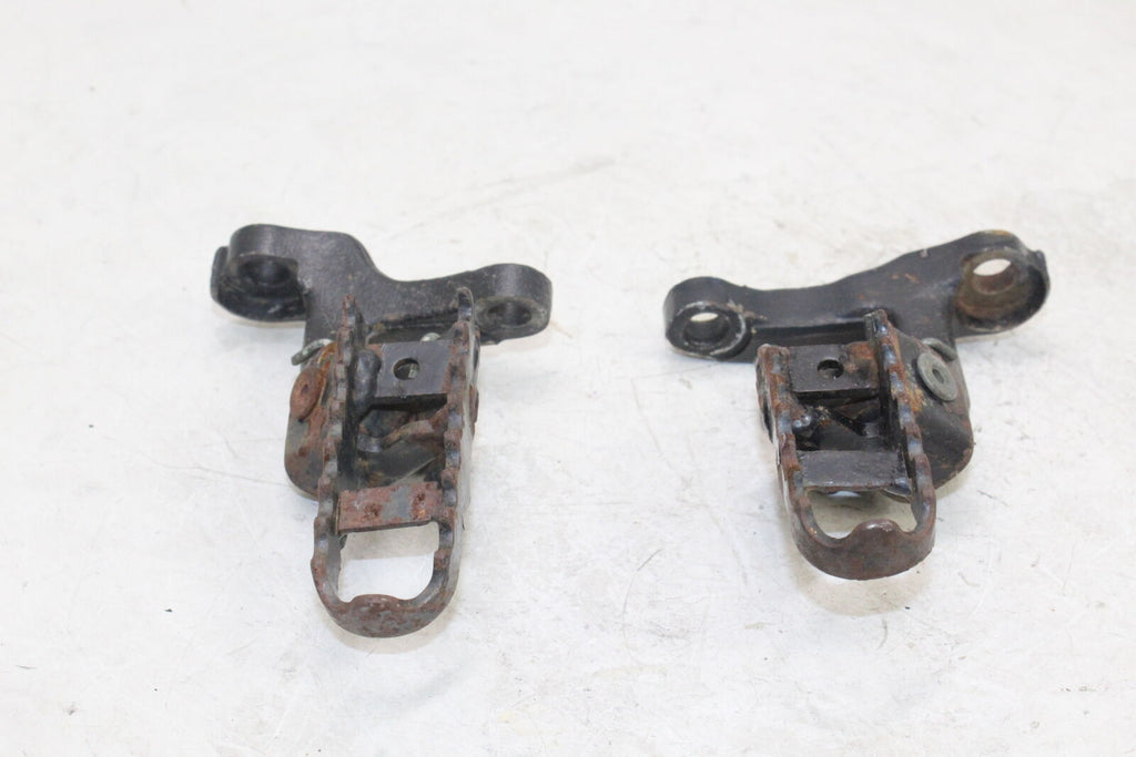 1995 84-02 Honda Xr200R Left Right Foot Rests Pegs 50616-Kt0-670 50626-Kk0-000