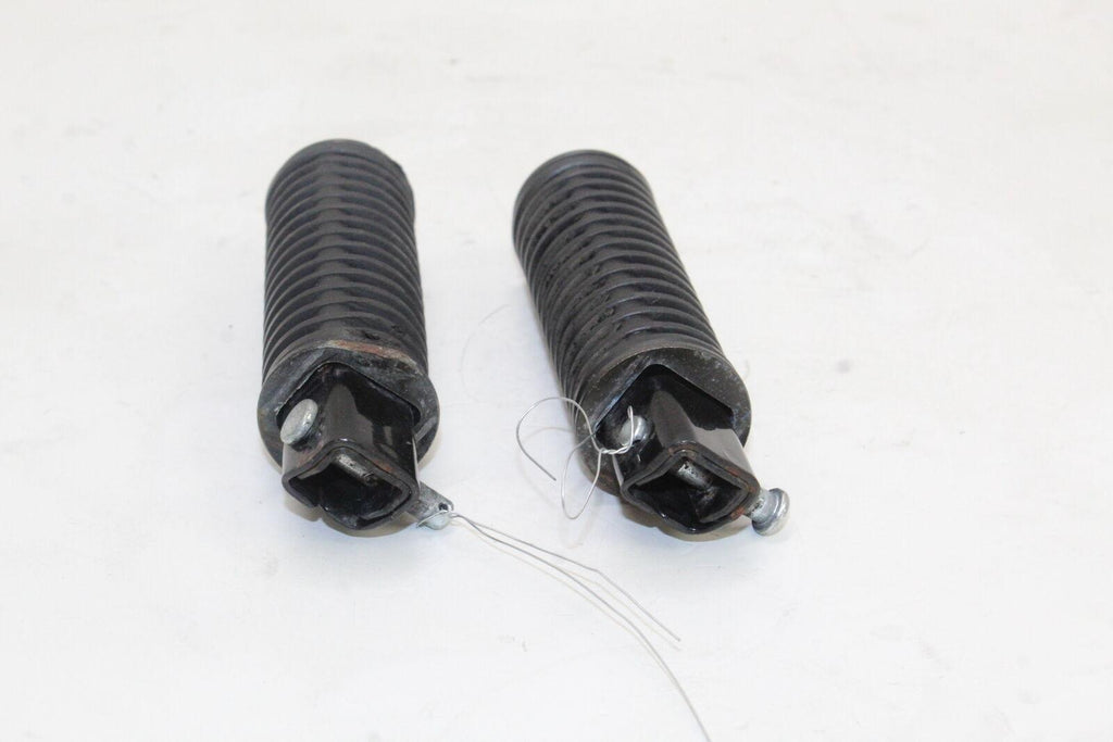 2004 Honda Shadow Aero 750 Vt750C Rear Passenger Foot Step Pegs Oem