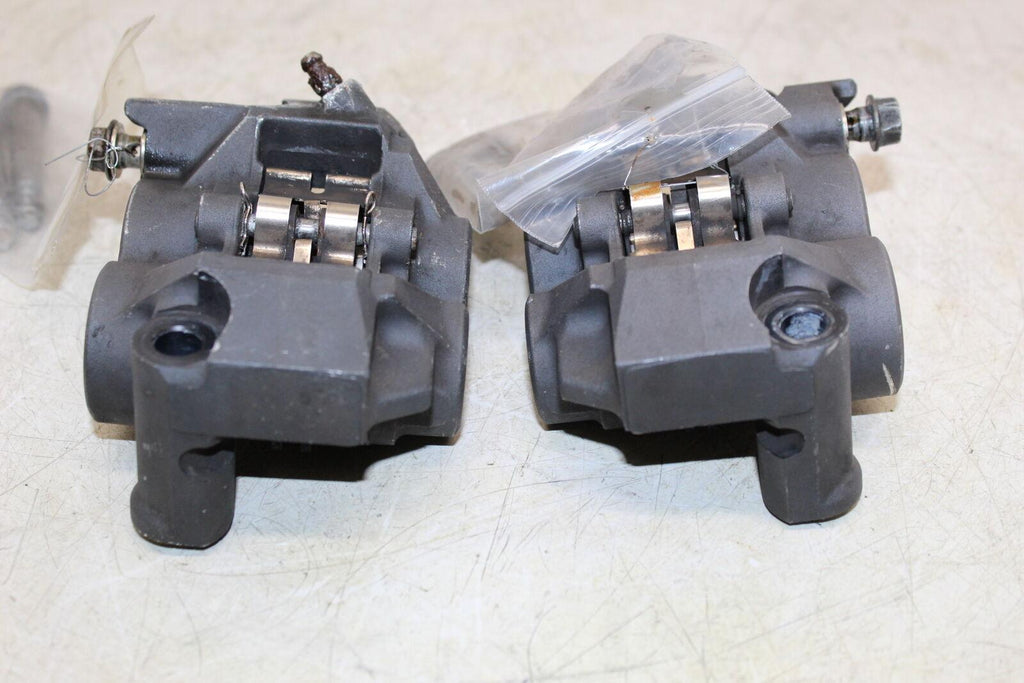 2004 Yamaha Yzf R1 Right Left Front Brake Caliper Set Pair Calipers