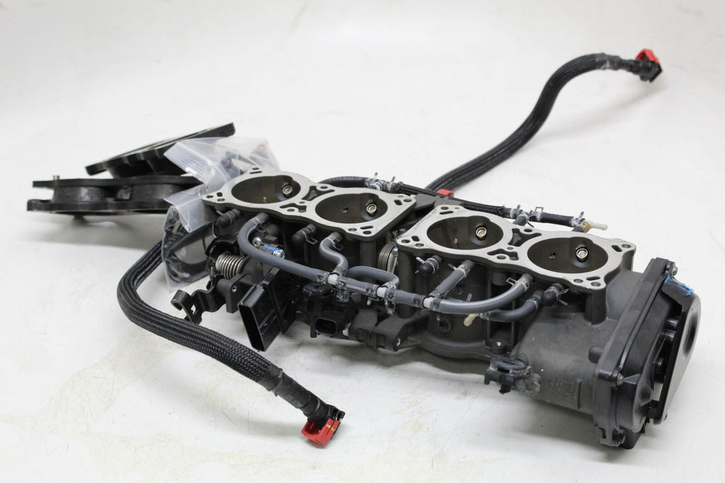 2016 Kawasaki Ninja H2 Main Fuel Injectors / Throttle Bodies