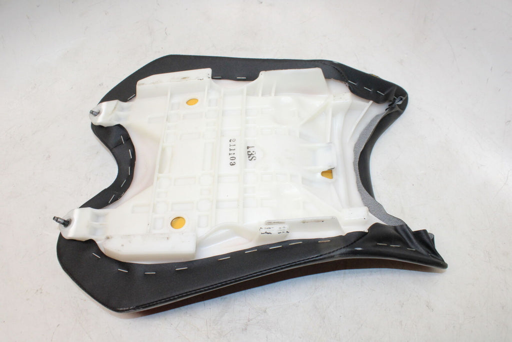 2009 Yamaha Yzf R6 Front Drivers Seat Pad Saddle Pillion