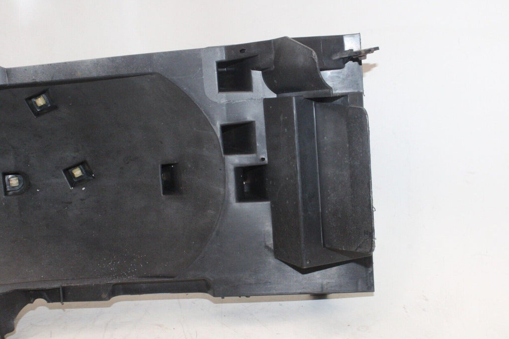 2002 Yamaha Fz1 Fazer Fzs1000 Oem Rear Back Tail Undertail Battery Tray Plastic