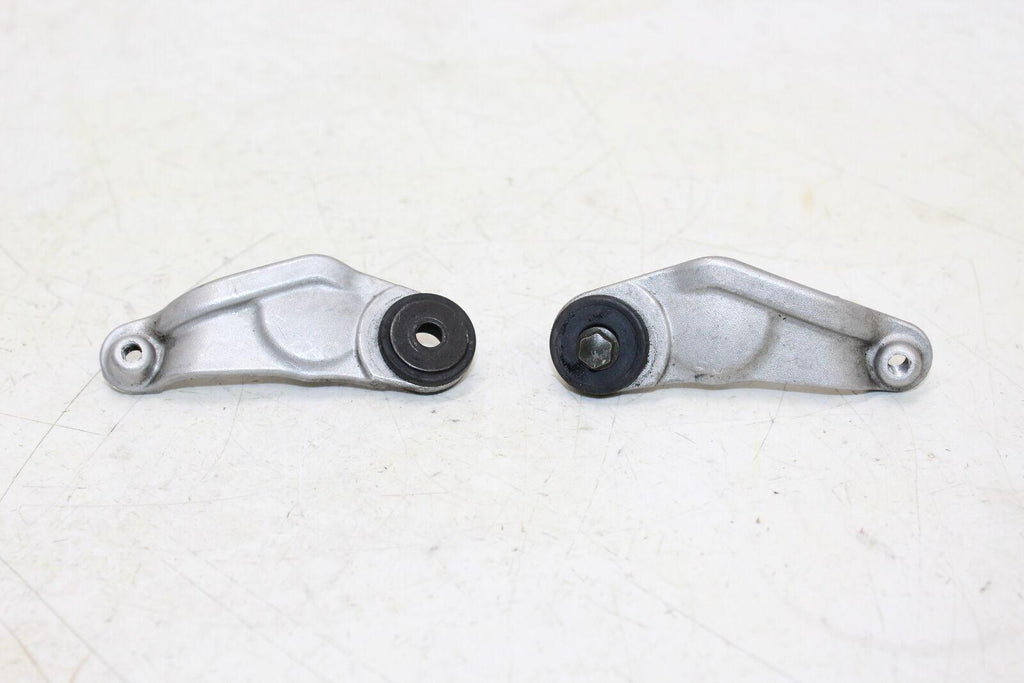 2006 Yamaha Yzf R1 Gas Tank Holder Dampers Brackets Mounts