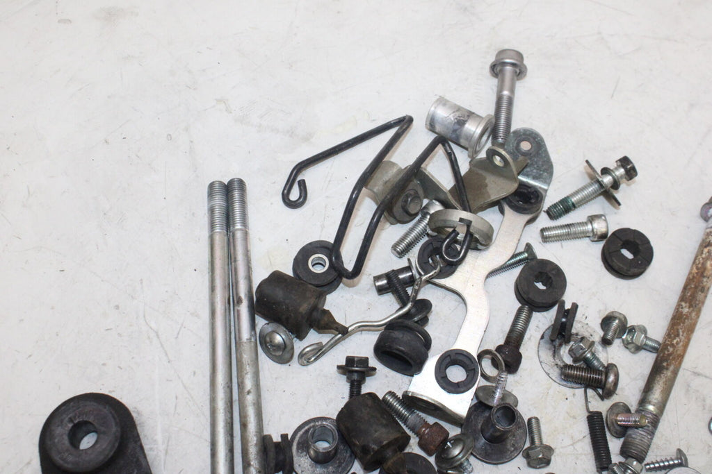 2007-08 Suzuki Gsxr750 Engine Misc. Bolts Hardware Screws 09103-10041 Oem