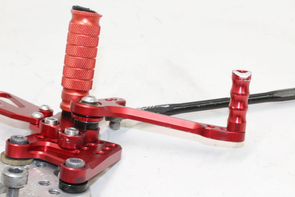 2007-08 Suzuki Gsxr1000 Red Left Rearset Rear Set Foot Peg W Shifter