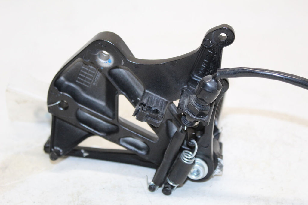 2018 Suzuki Gsxr1000R Right Rearset Rear Set Driver Foot Peg Rest Stop