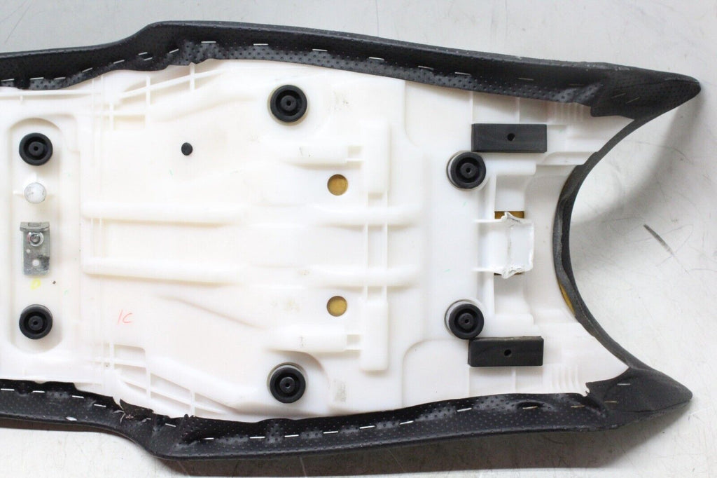 2008 Yamaha Fz6 Oem Seat
