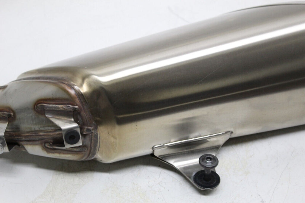 Suzuki Oem Muffler Exhaust Right Slip On 2022 - 2024 Suzuki Hayabusa Gsxr1300R
