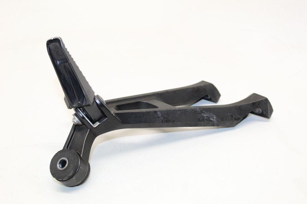 2015 Suzuki Gsxr1000 Right Rear Back Passenger Peg