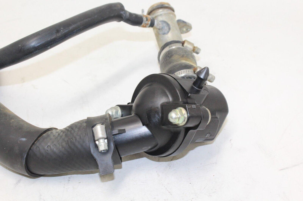 2007 Yamaha Fz1 Fz1-S Thermostat With Housing Assembly