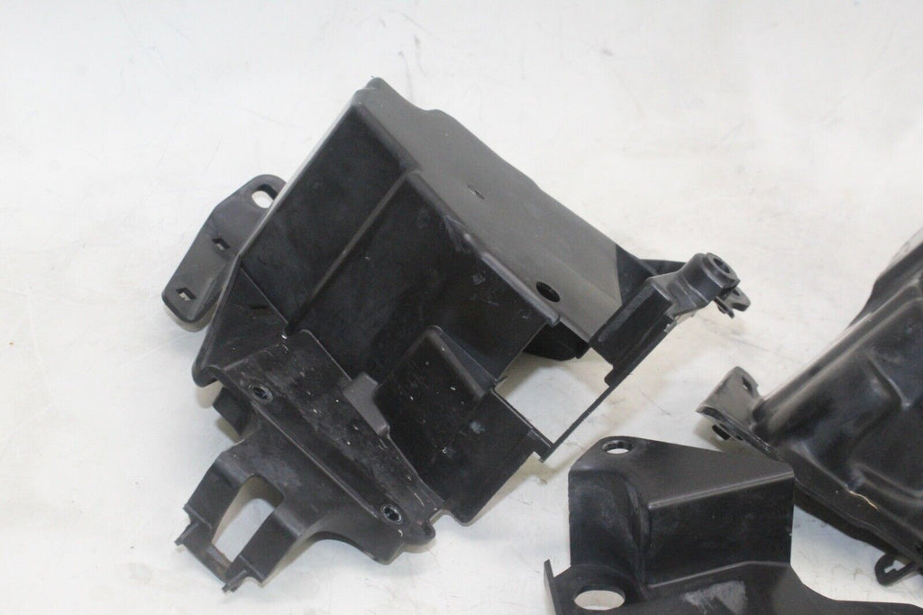 2004 Honda Shadow Vlx Vt600Cd Oem Battery Tray Box Holder