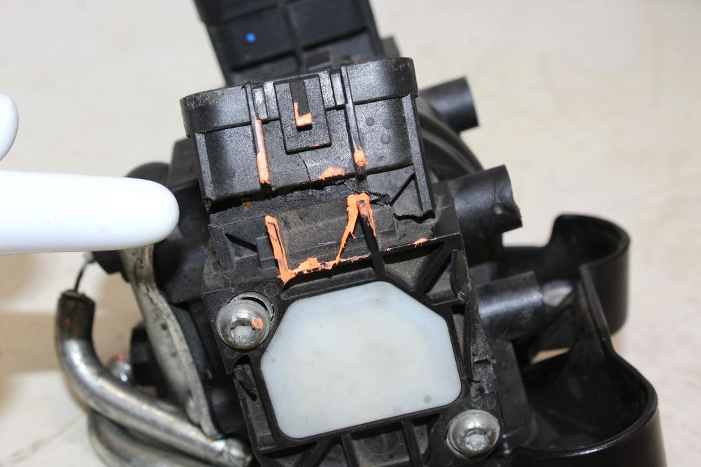 2014 Aprilia Rsv4 R 1100 Factory Right Throttle Grip With Control Assembly Set