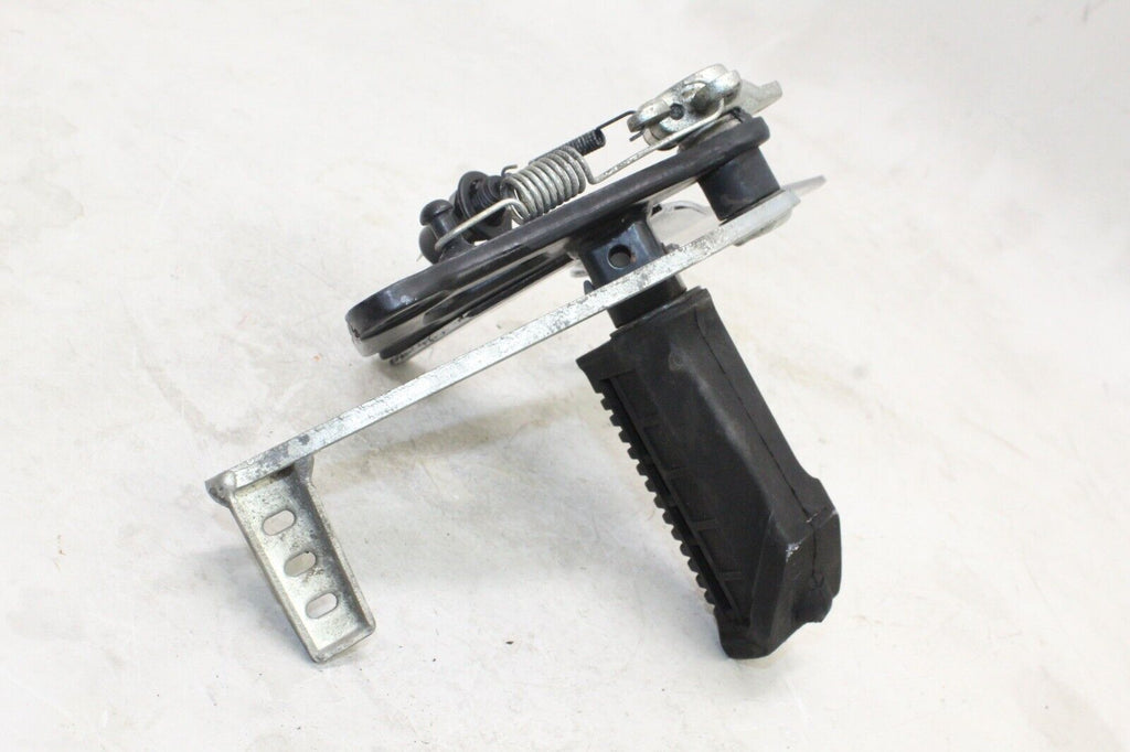 2009 Suzuki Gs500F Oem Right Rearset Rear Set Driver Foot Peg Rest Stop
