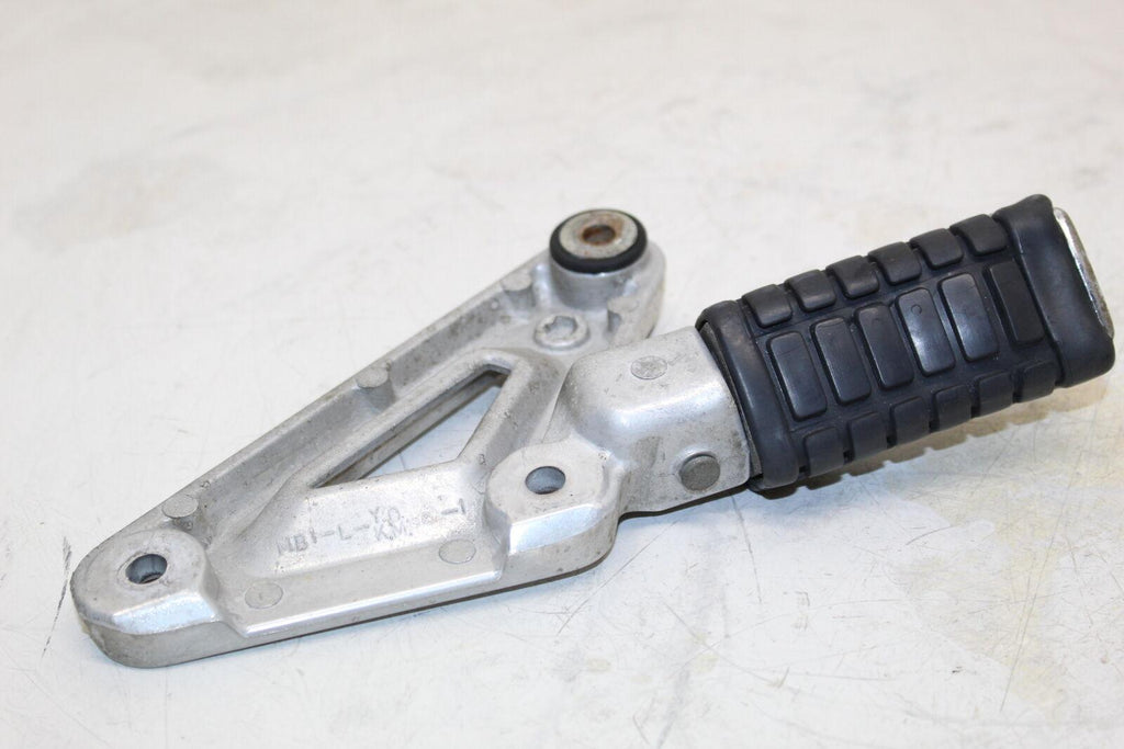 1982 Honda Vf750C Magna Vf750C Rear Passenger Foot Step Peg