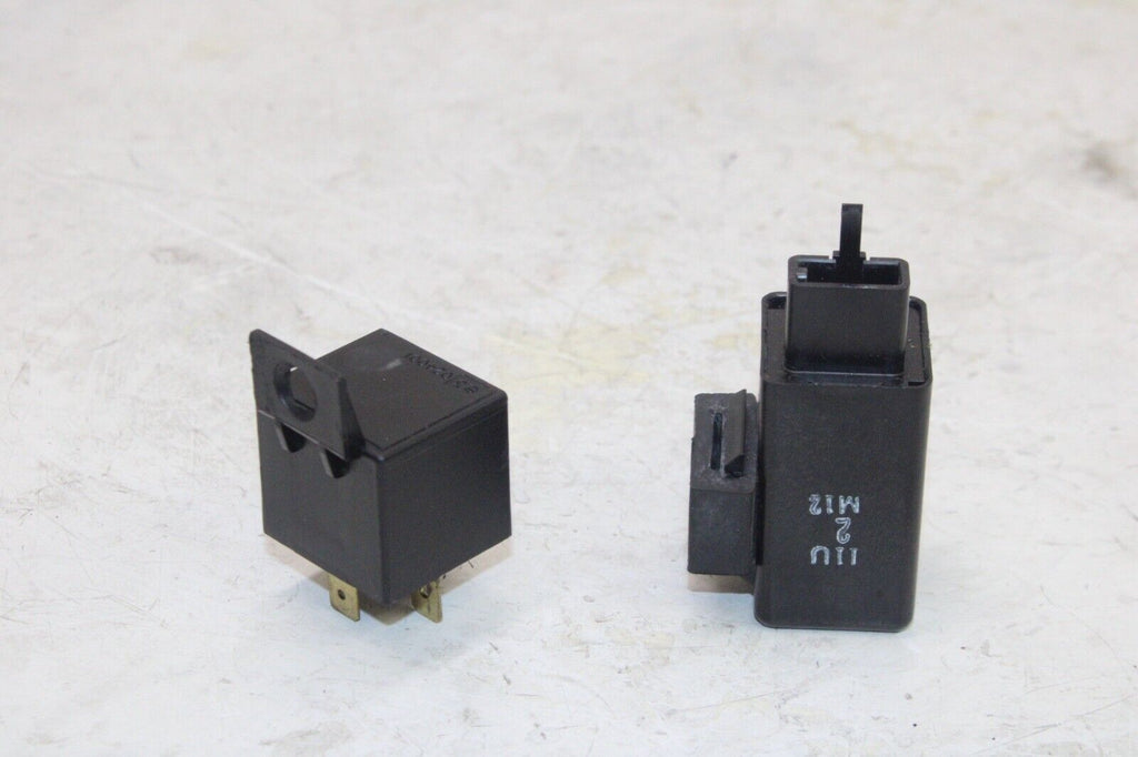 08-22 Kawasaki Concours 14 Abs Oem Turn Signal Blinker Relay Flasher Switch